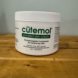 cūtemol Emollient Skin Cream for Severe Dry Skin 8 oz